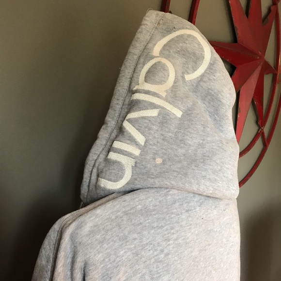 Calvin Klein Sweatshirt - Picture 4 of 6